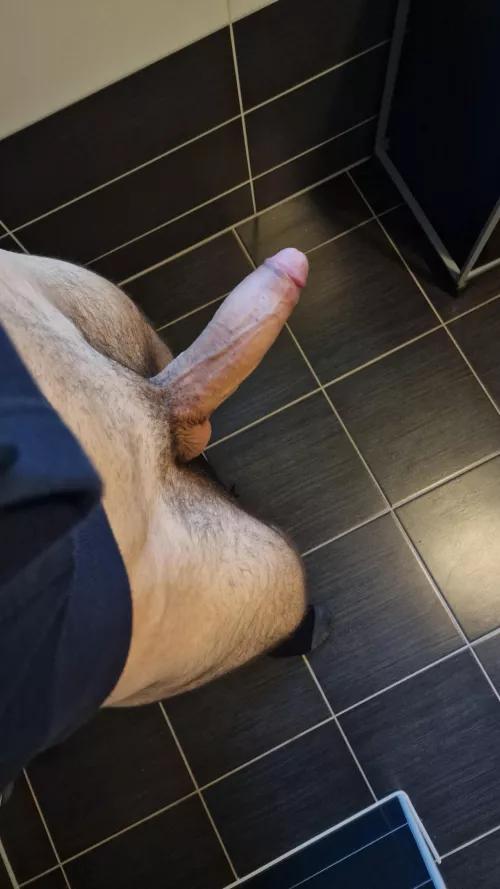 who's gonna get on his knees for me?