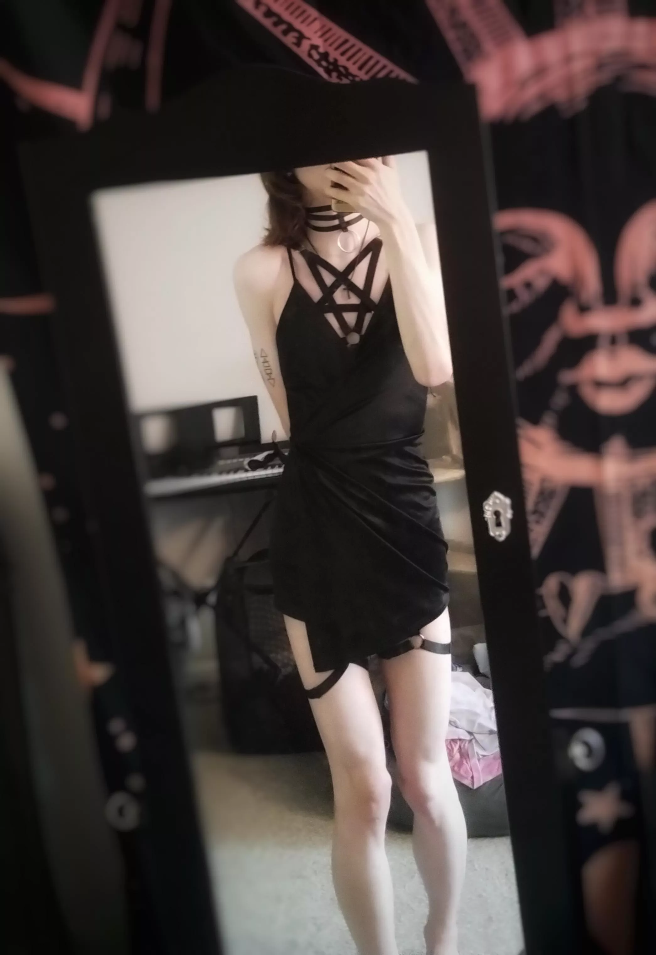 Friday fit check! 🖤