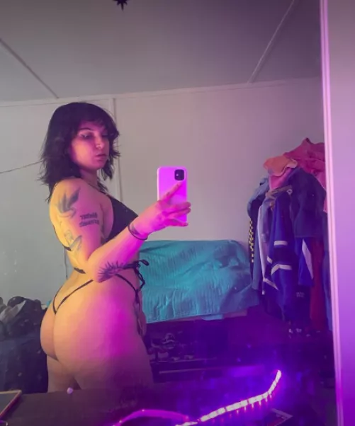 Make my booty full of your cream