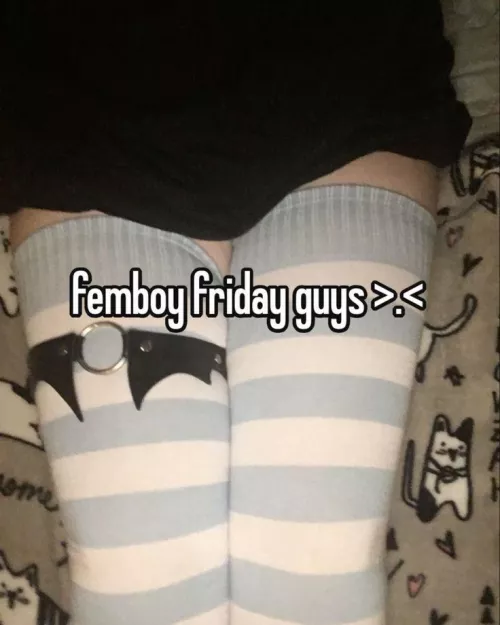 show me your cute femboy outfits and i will upvote them