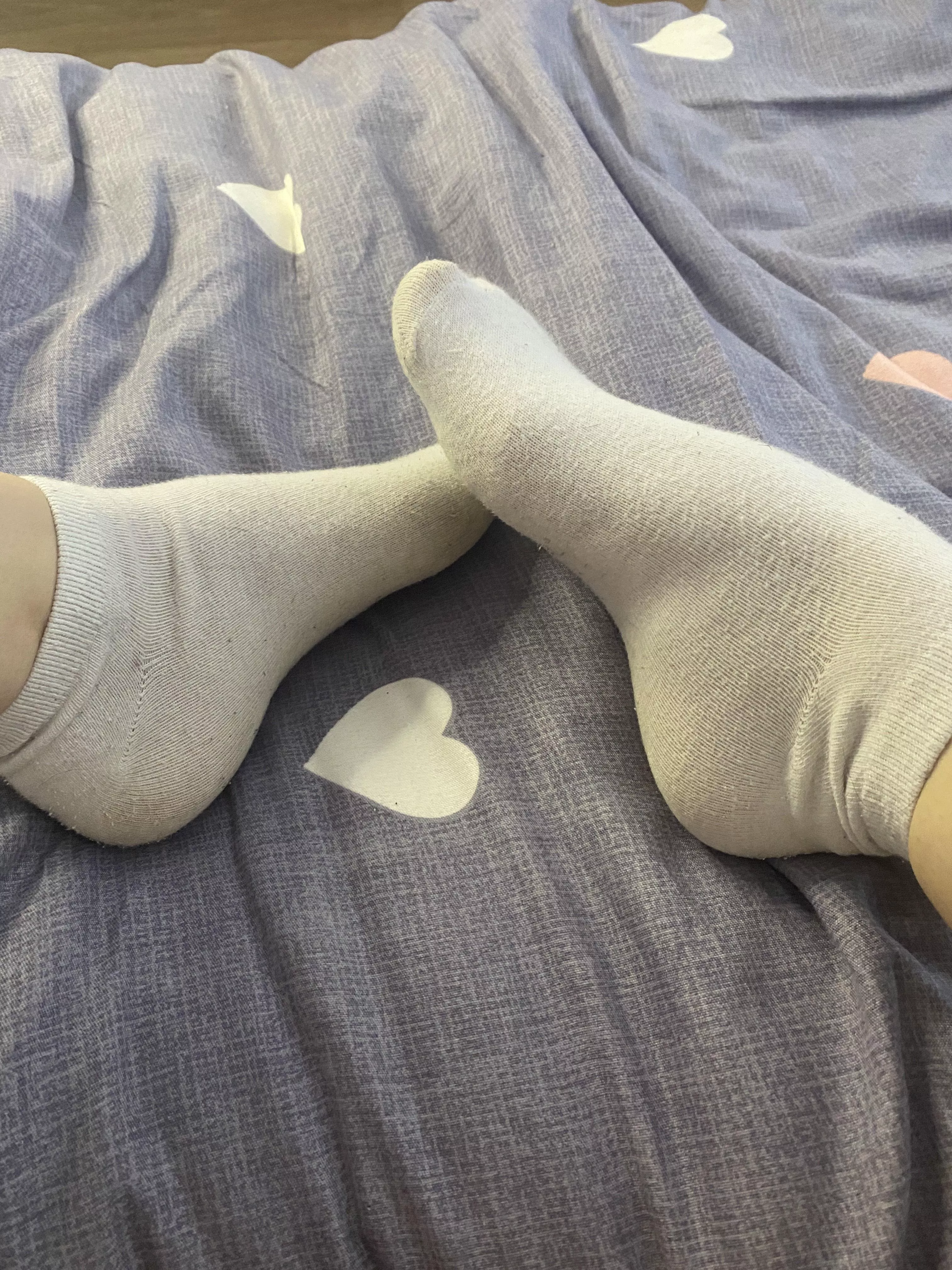 socks help me warm up my cold feet