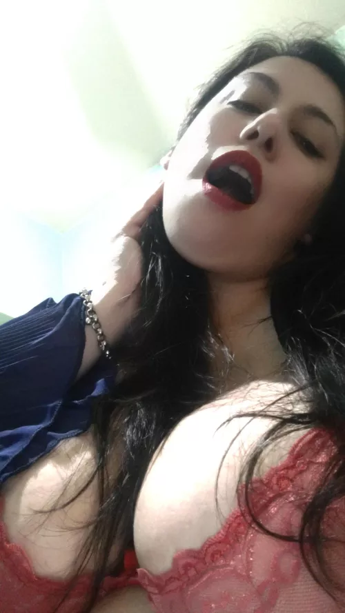 These boobs and me are waiting for you to try them. Come play with my nips