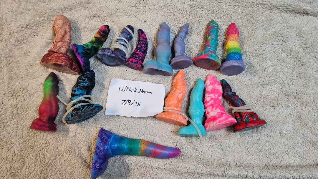 WTS Multiple toys (US)