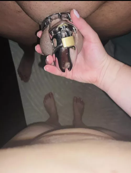 100 days pussy free 🔐