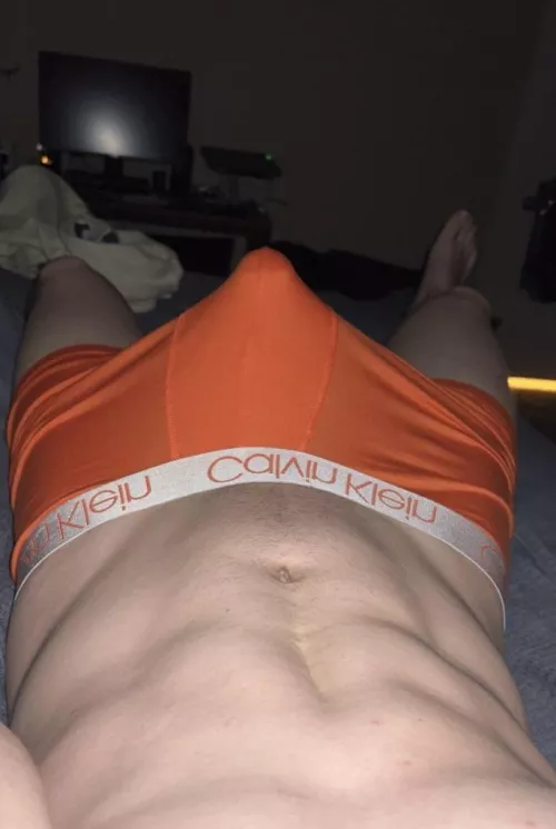 (21) this always happens when i get into bed