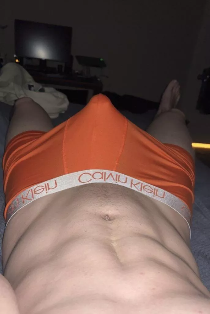 (21) this always happens when i get into bed