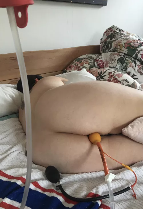 After a long day at work my wife enjoys a relaxing enema ♥️