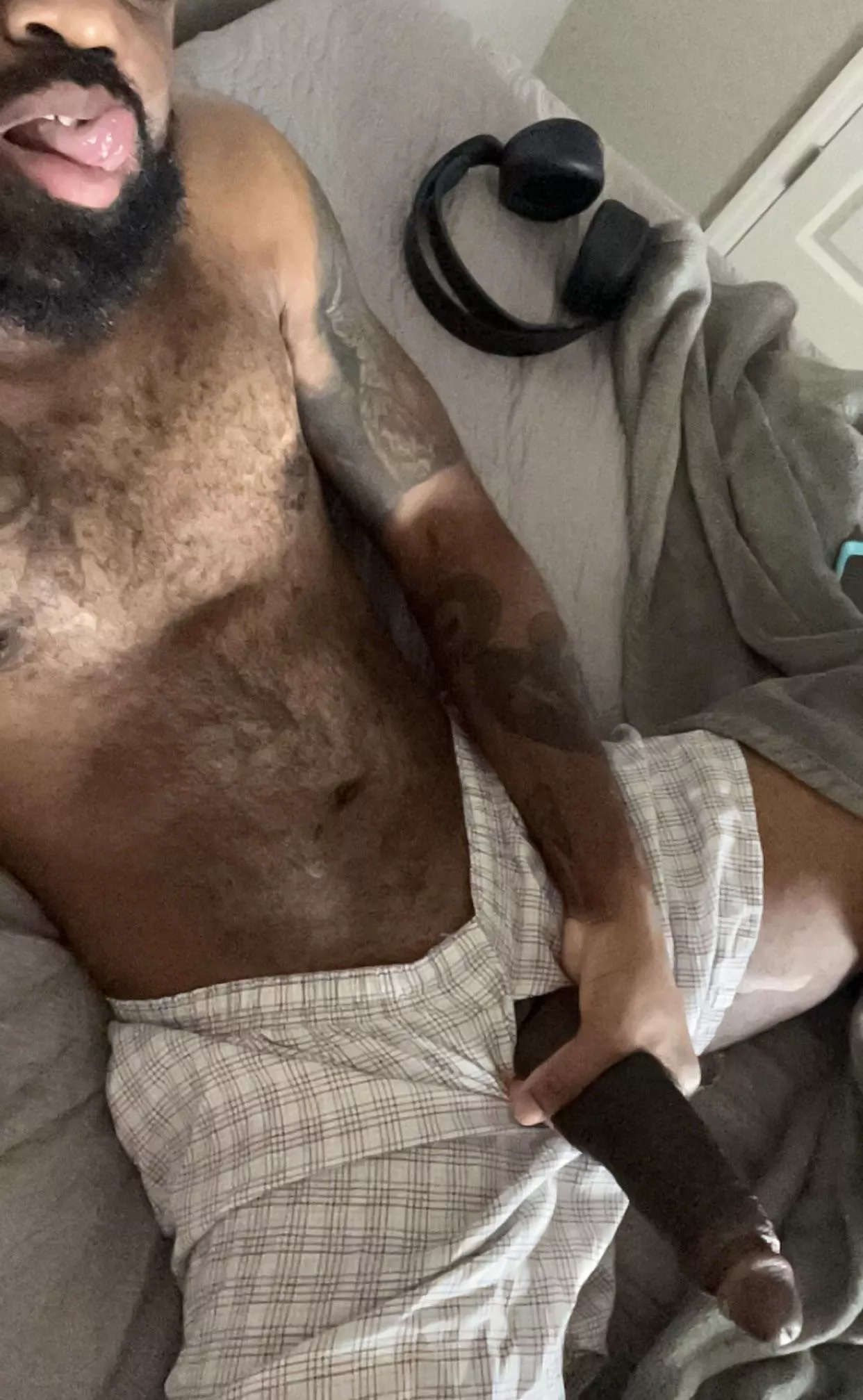 Come get this fat dick forced in you(29)