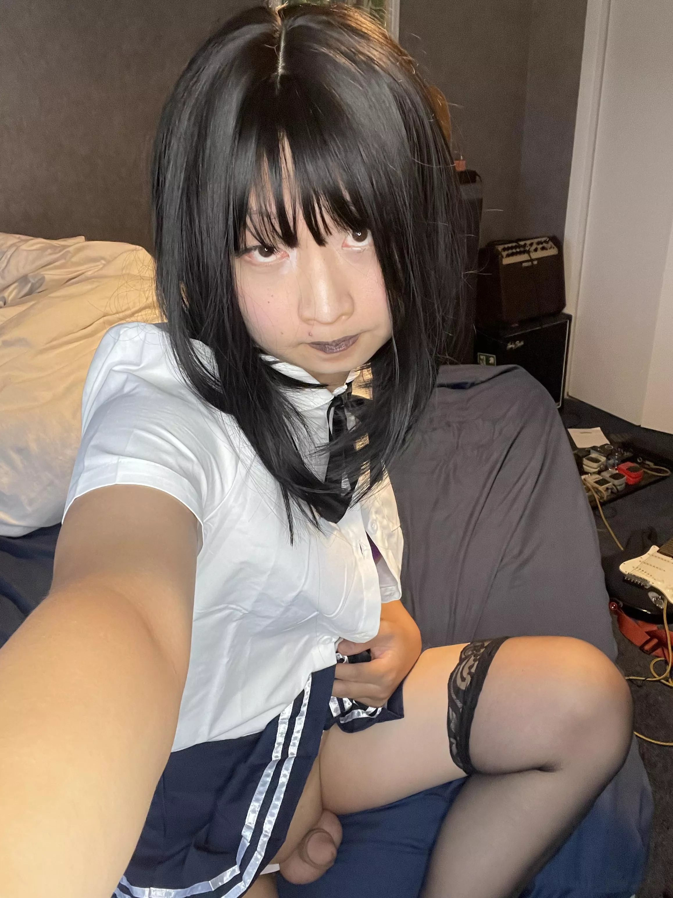 Do Americans like Japanese school girls? Hehe asking for a friend🤞