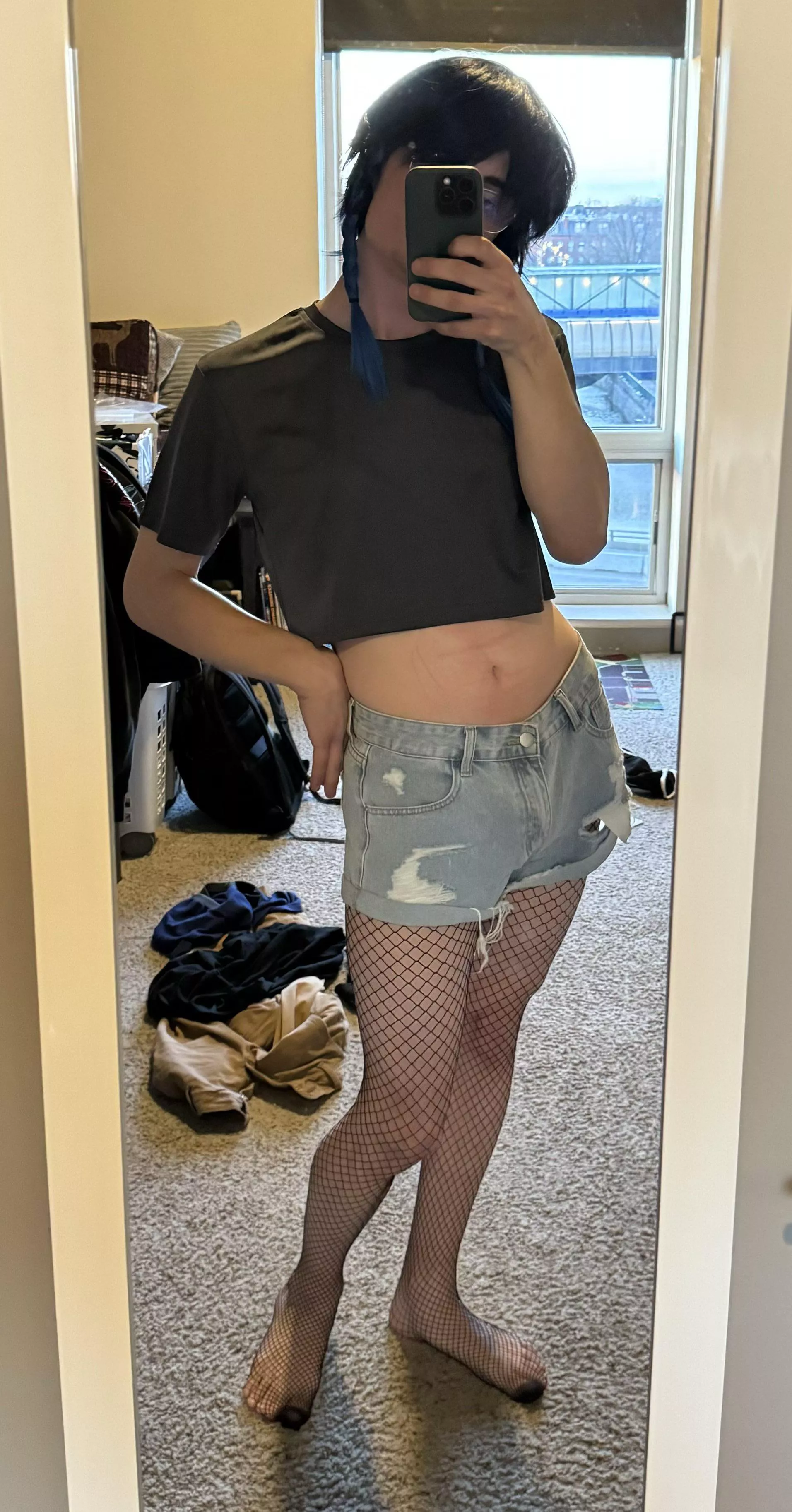 First post here!! Haiiii everyone!