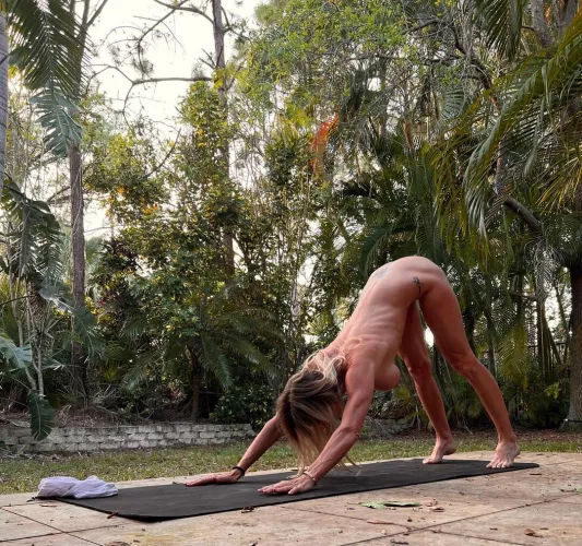 I love naked yoga