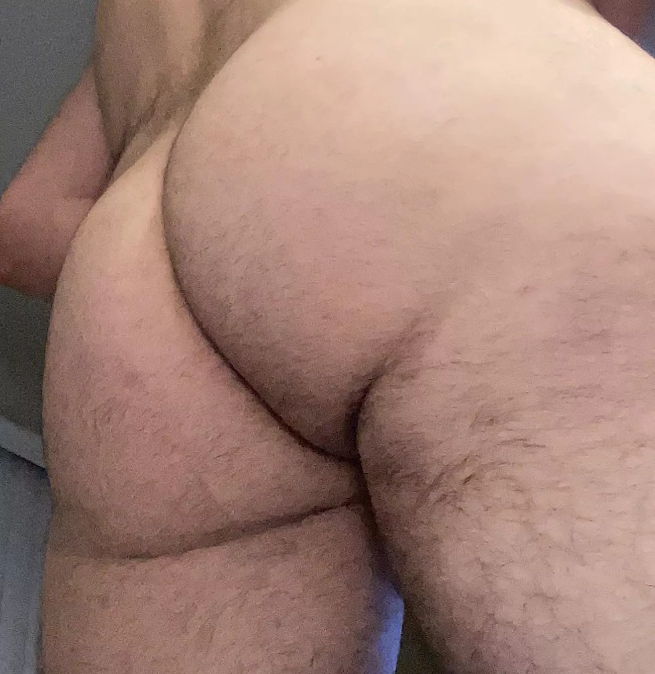 I need a big one to sit on m22)