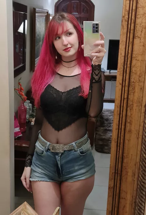 Just sharing a bit of today's outfit ✨💜