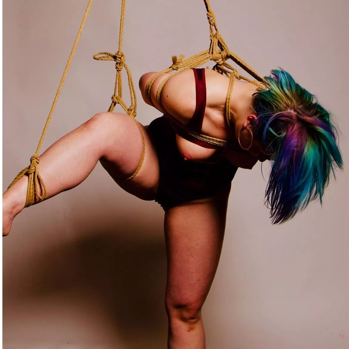 next, full suspension 😈 but i really wanted to show off my hair ! 🌈