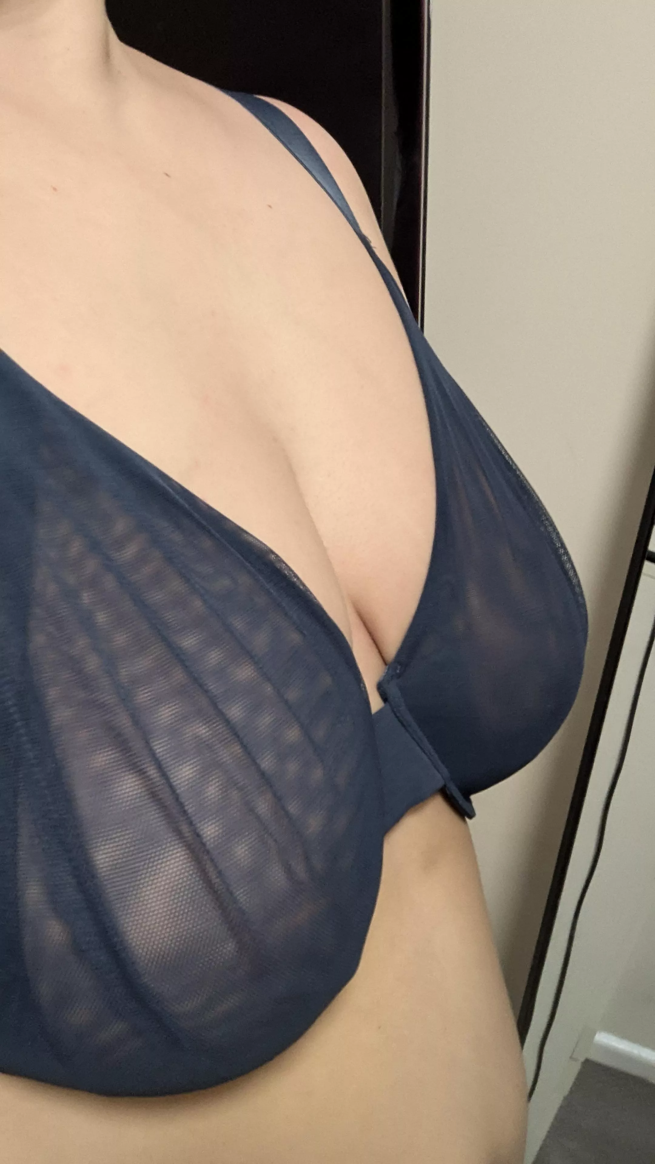 Peeking through (f)or a Sunday brunch