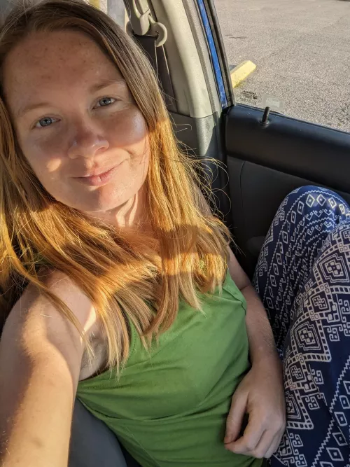 Radiant redhead that defies convention🔥 [F27]