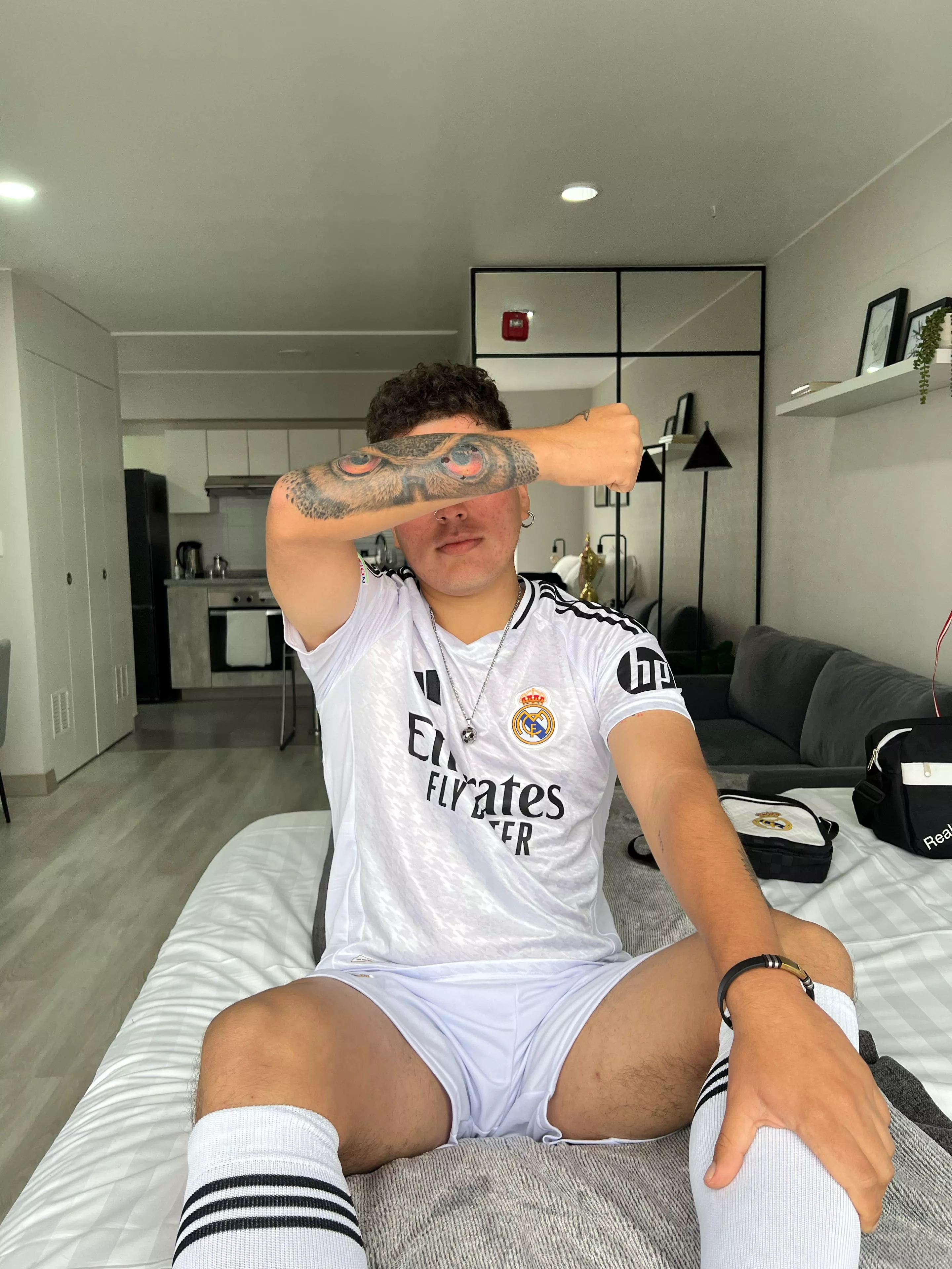 Yo, that tat on my forearm’s fire, bro. Makes me look straight-up badass when I’m out there on the pitch killin’ it! ⚽️🤾🏻‍♂️🏃‍♂️