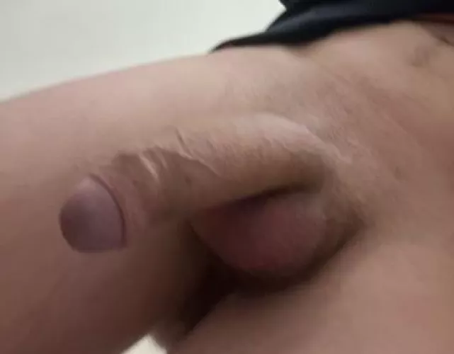 41 (m) just hanging lol bored needs entertaining 