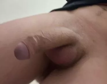 41 (m) just hanging lol bored needs entertaining 