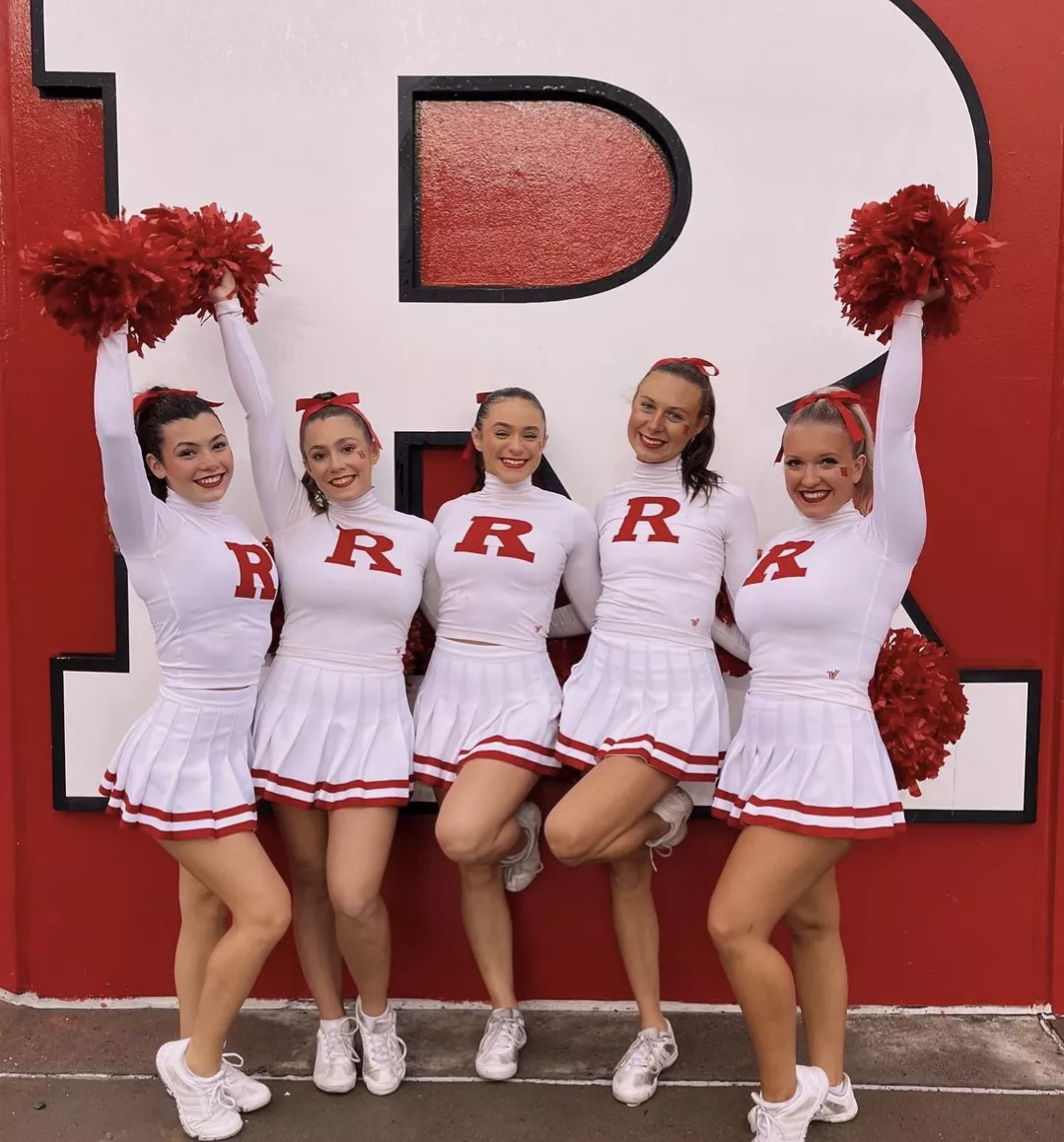 [5] Cheerleaders