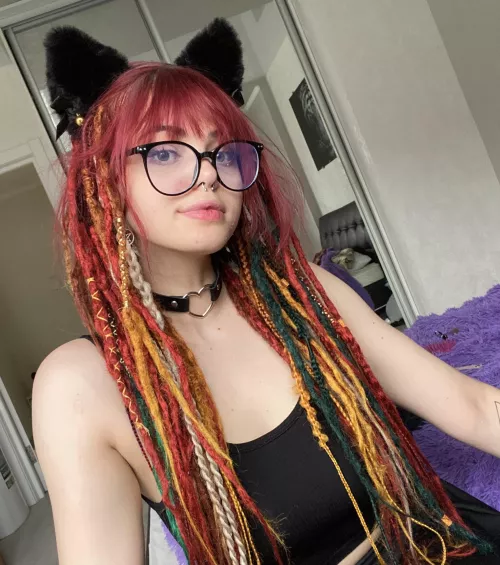 Am I still gorgeous with these cat ears