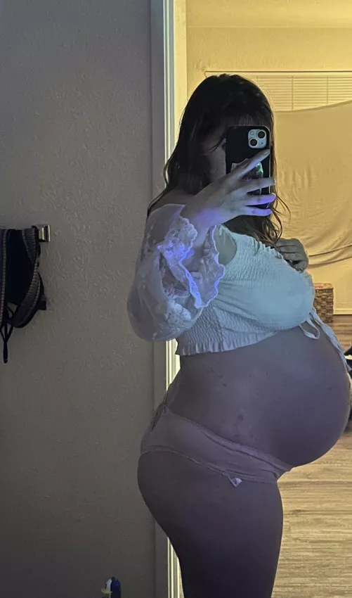 describe my pregnant body in 3 words!