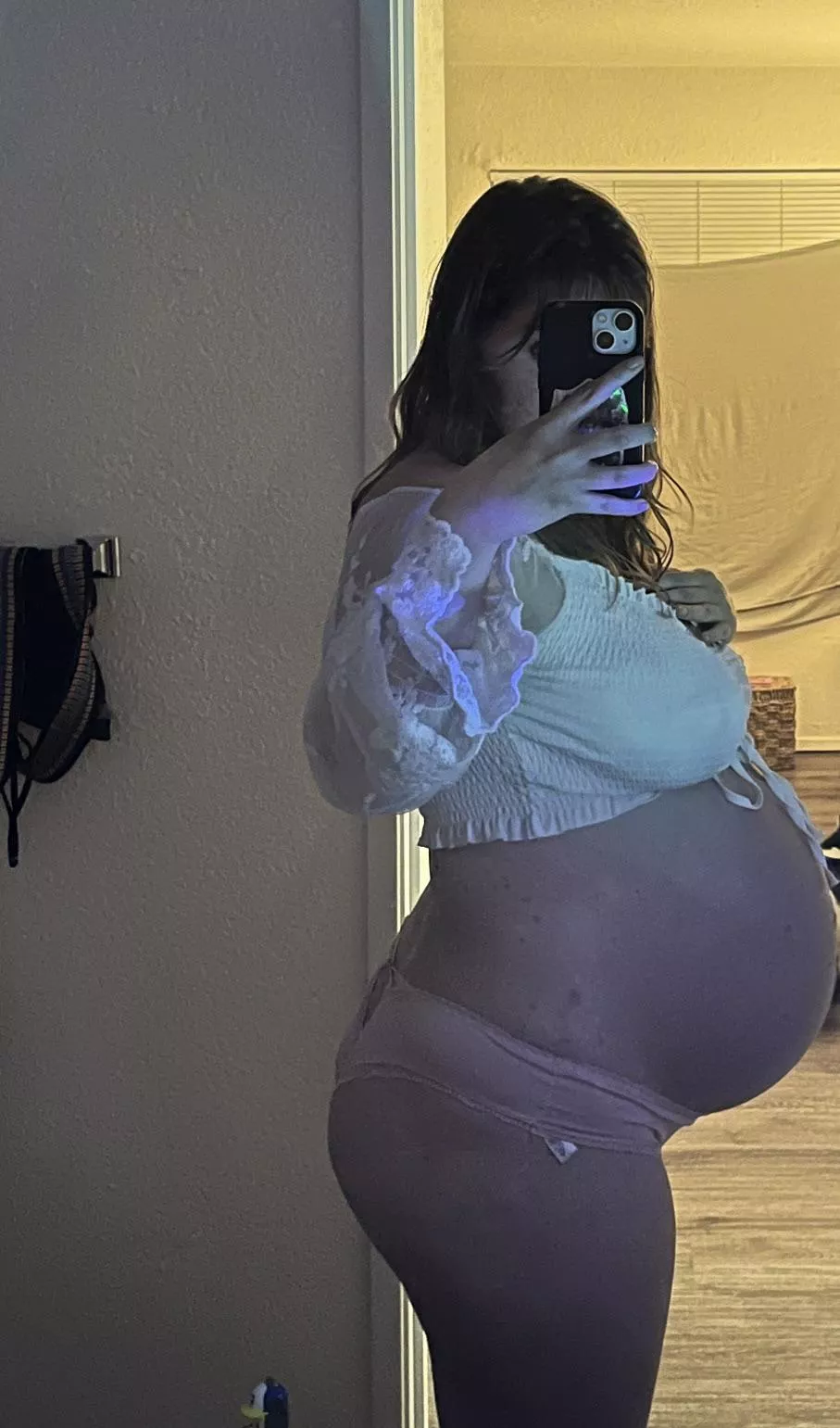 describe my pregnant body in 3 words!