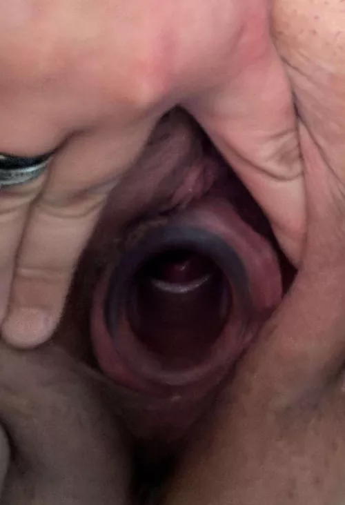 F32 made to wear a plug 