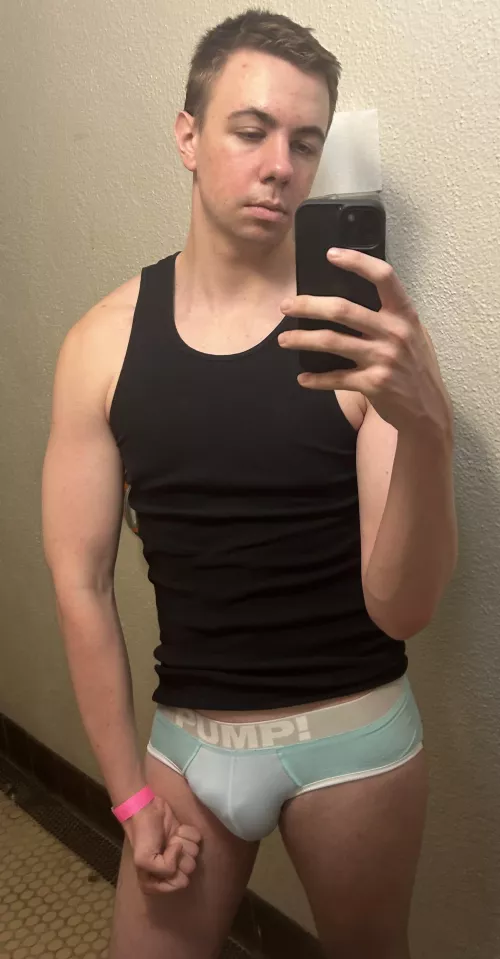 Haven’t been a briefs guy before, turns out all I needed was a good pair 🧐