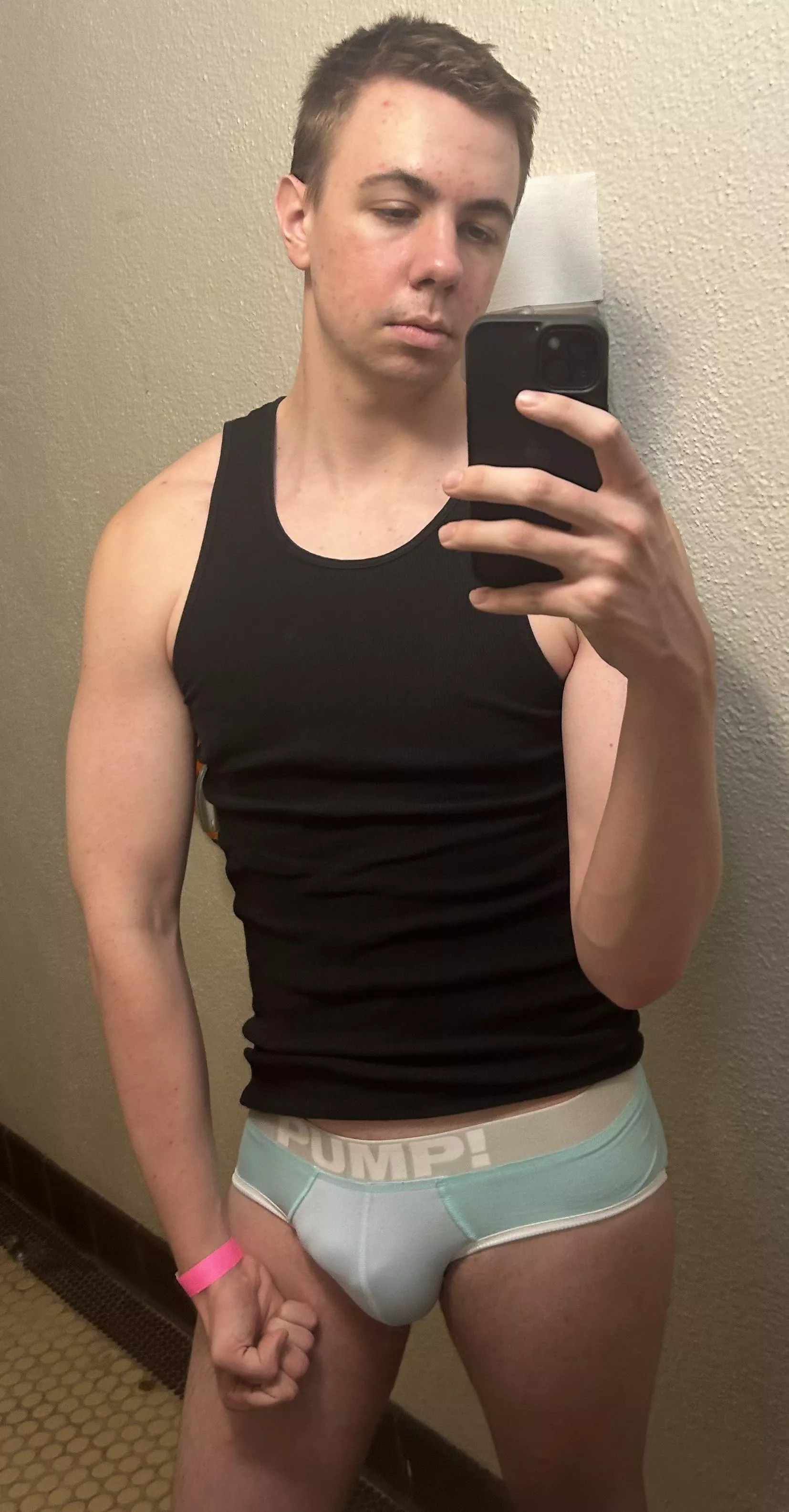 Haven’t been a briefs guy before, turns out all I needed was a good pair 🧐