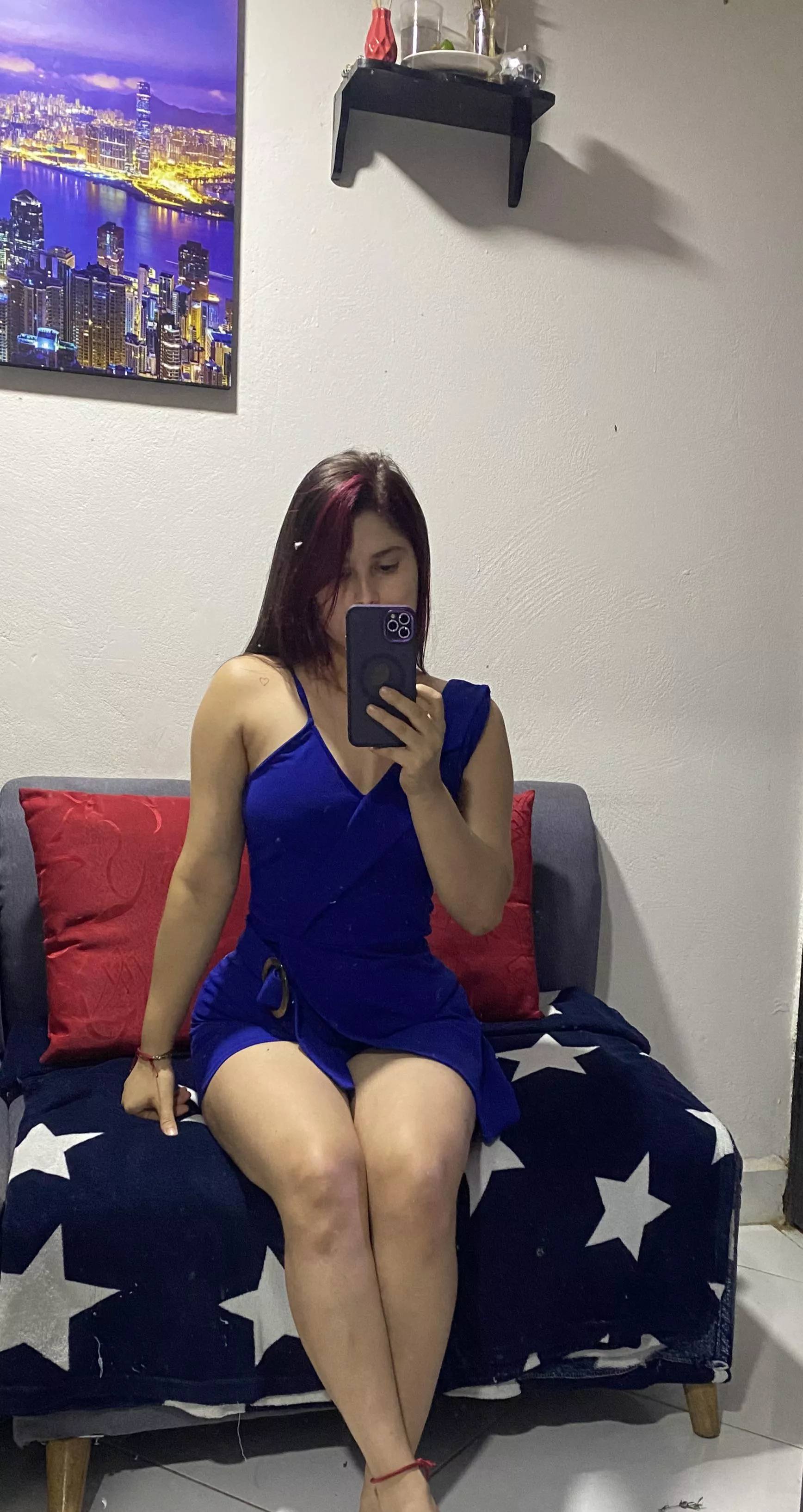 I feel like blue is my color or black, but hey today I look great! 