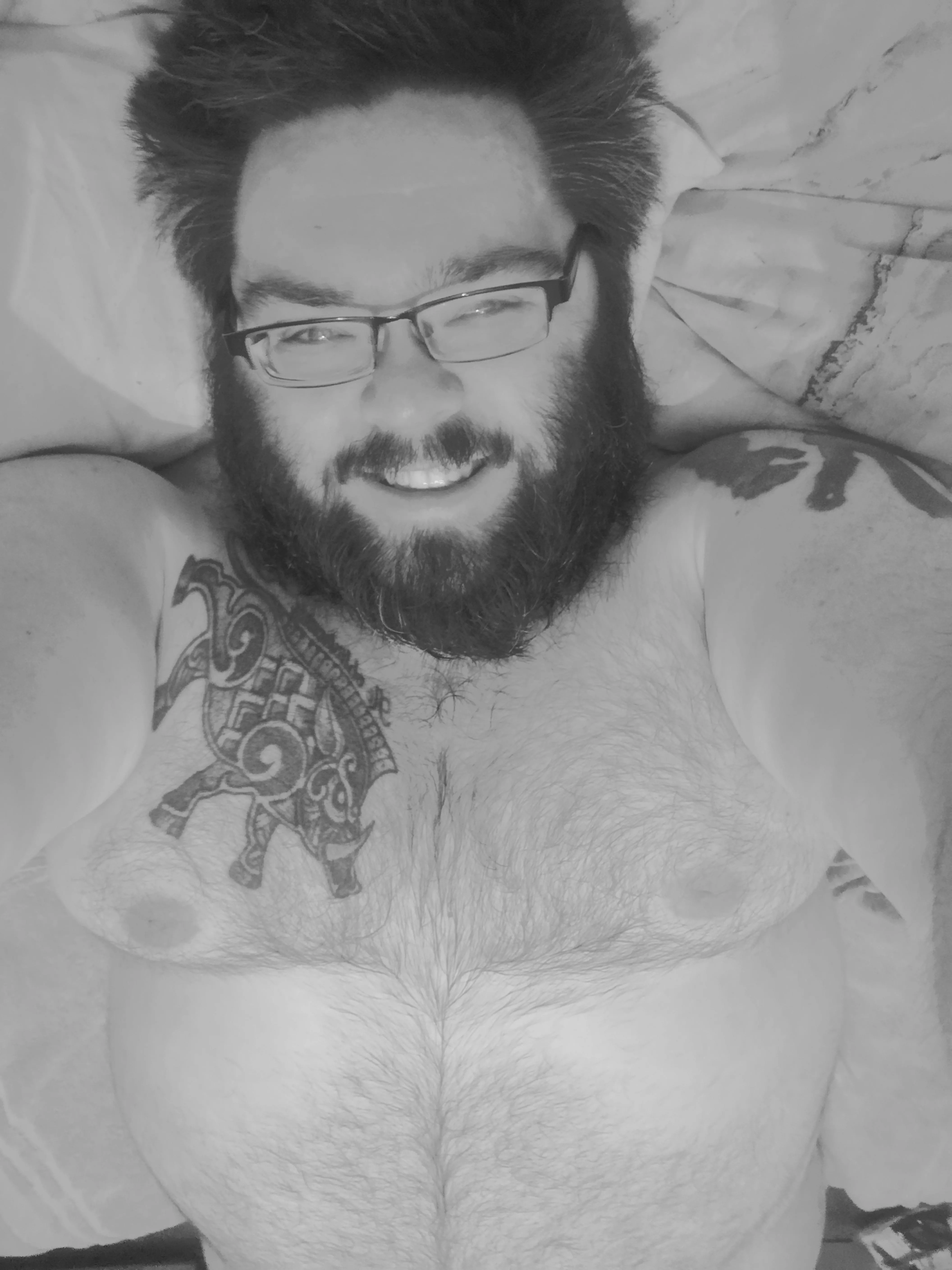 Post shower relaxing in front of a fan 😅