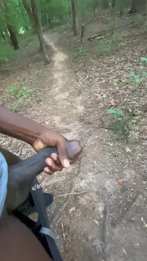 Quick break on the hiking trail 😈