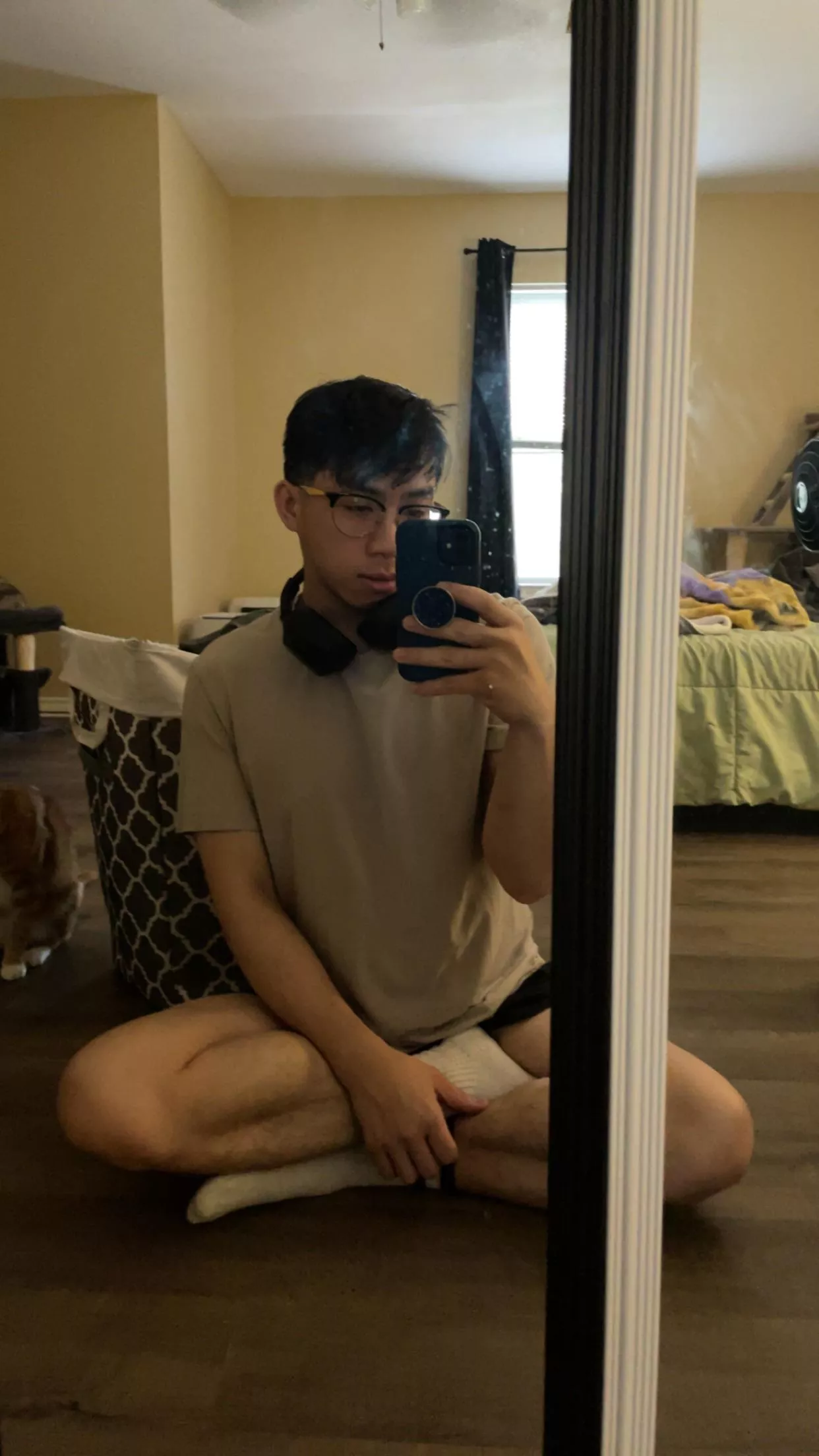 Saturday = laundry and gaming (it feels like 100 degrees outside so im staying in) 😂