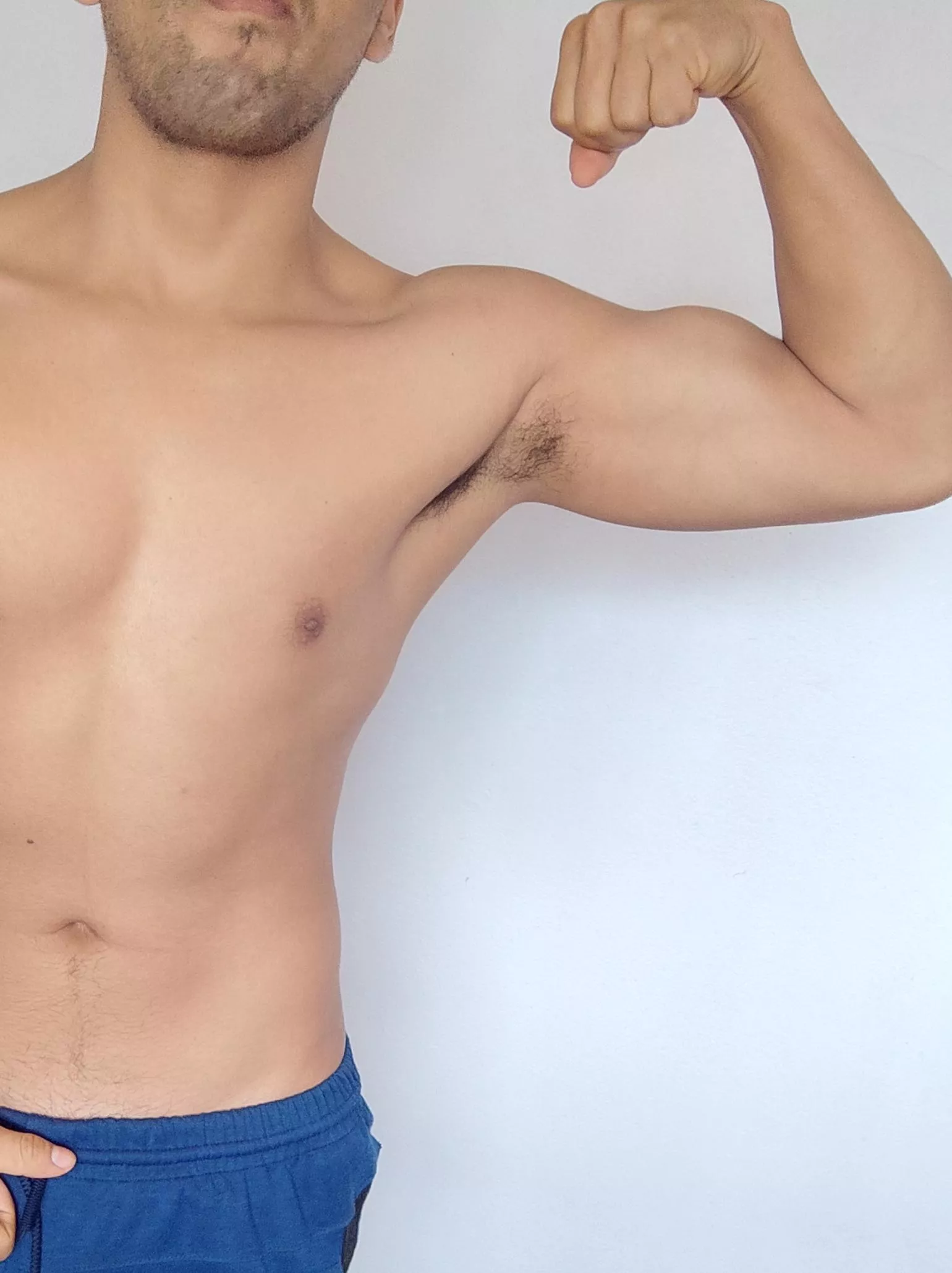 Say yes if you want to smell my armpits 