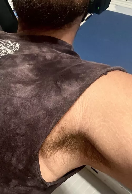 That musk when your deodorant from yesterday wears off 💪🏼