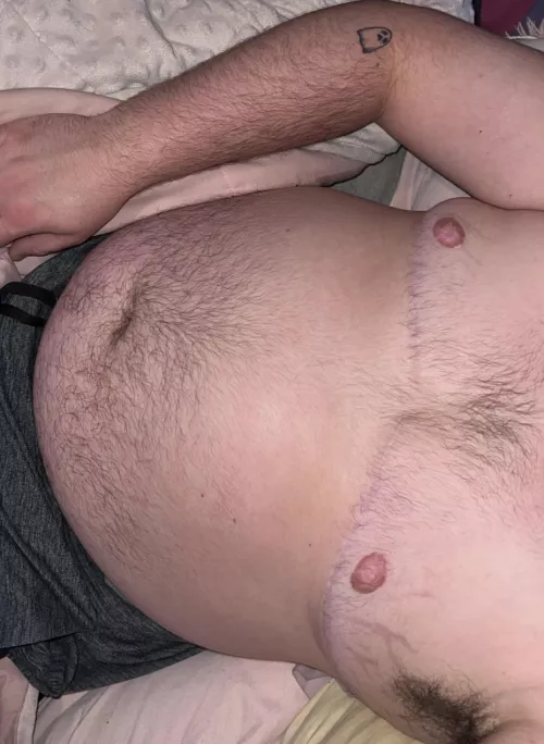 (27) trans guy, lemme sit on u 🤤