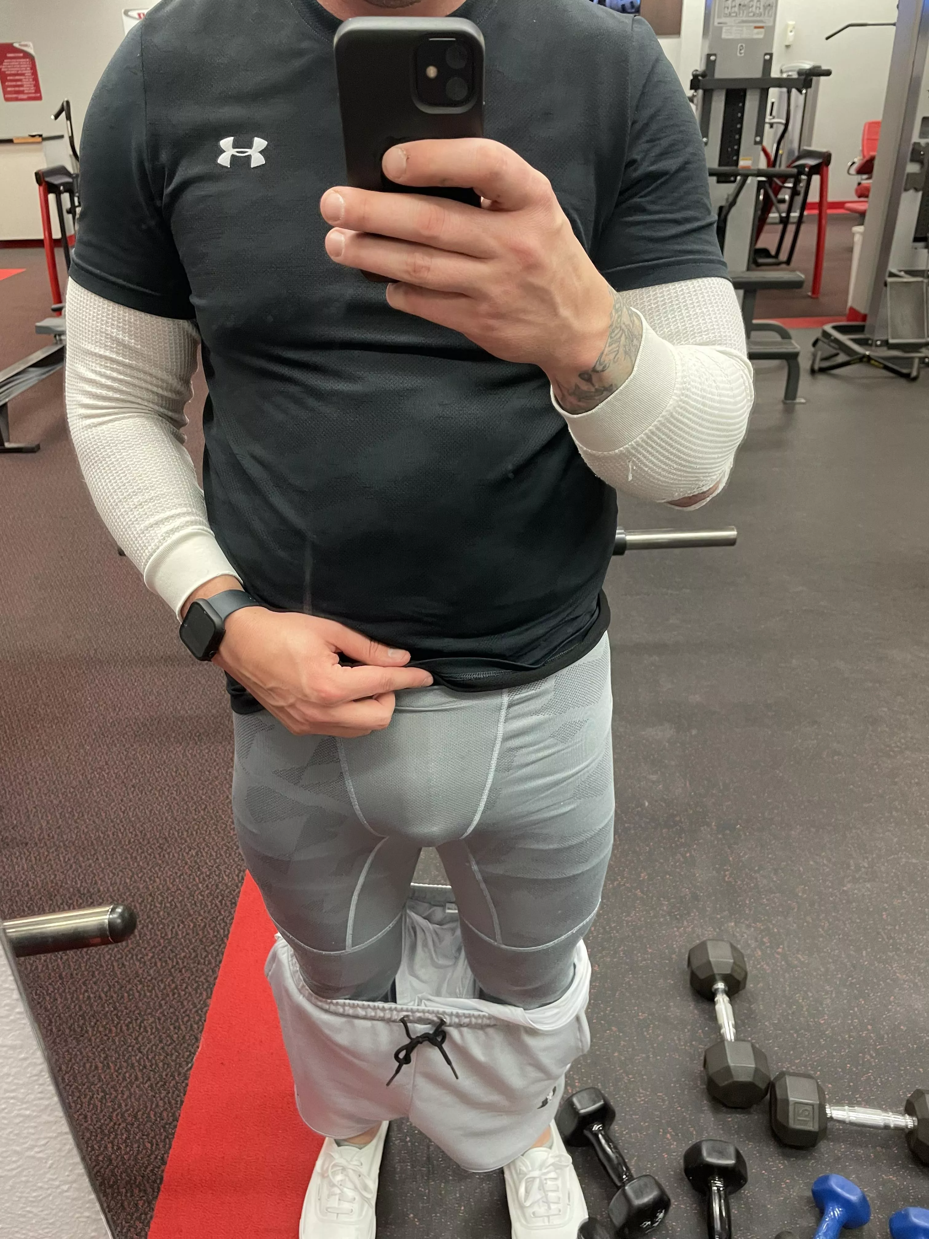 38/m Father of 4. Saw an opportunity and took it lol. 