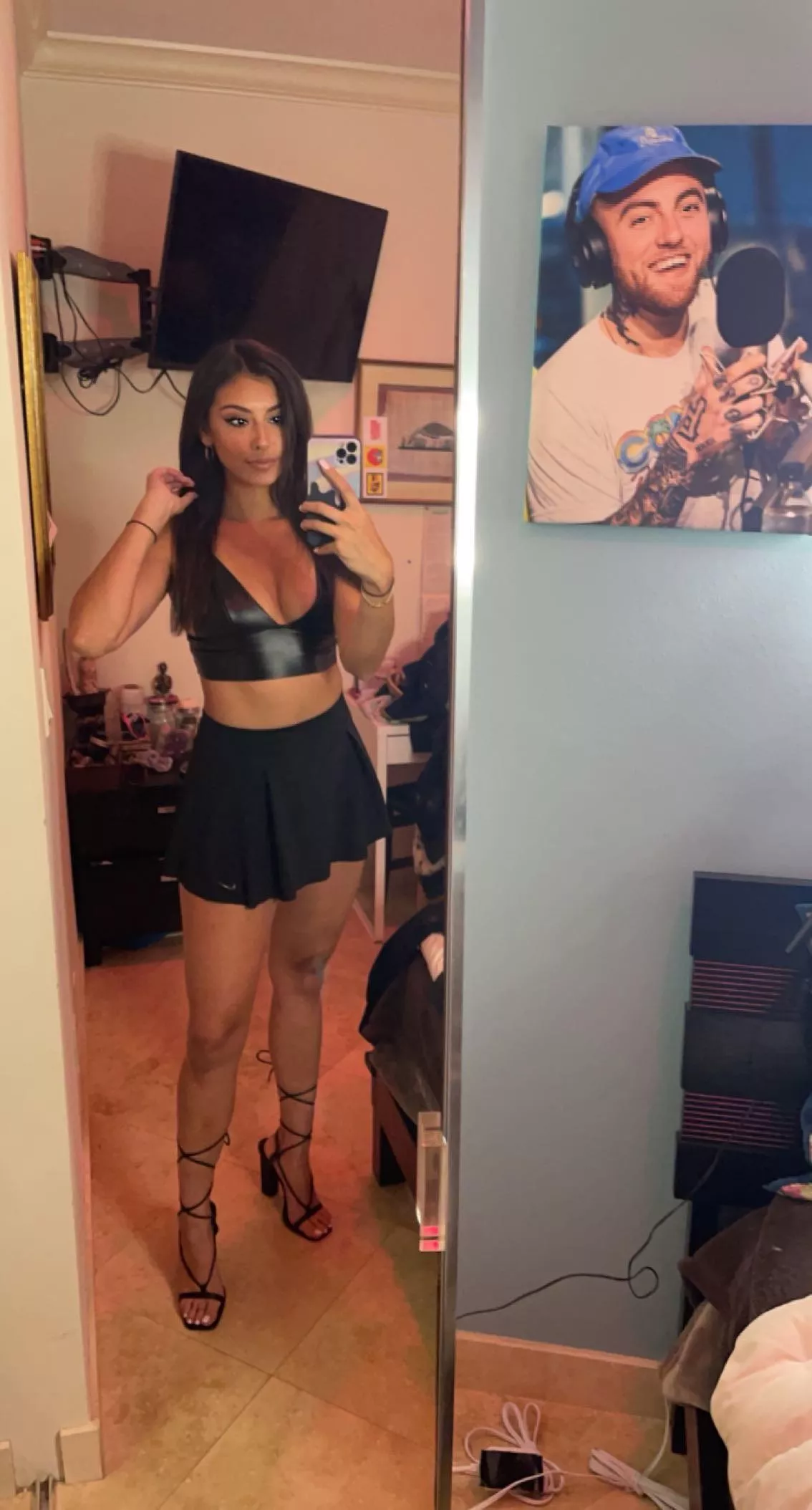 Colombian x Cuban & Asian 