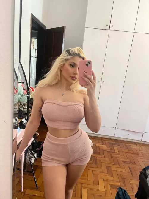 Good girl behaving badly