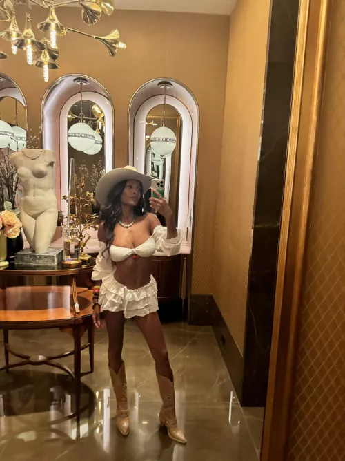 Heading to the movies! Twisters! 