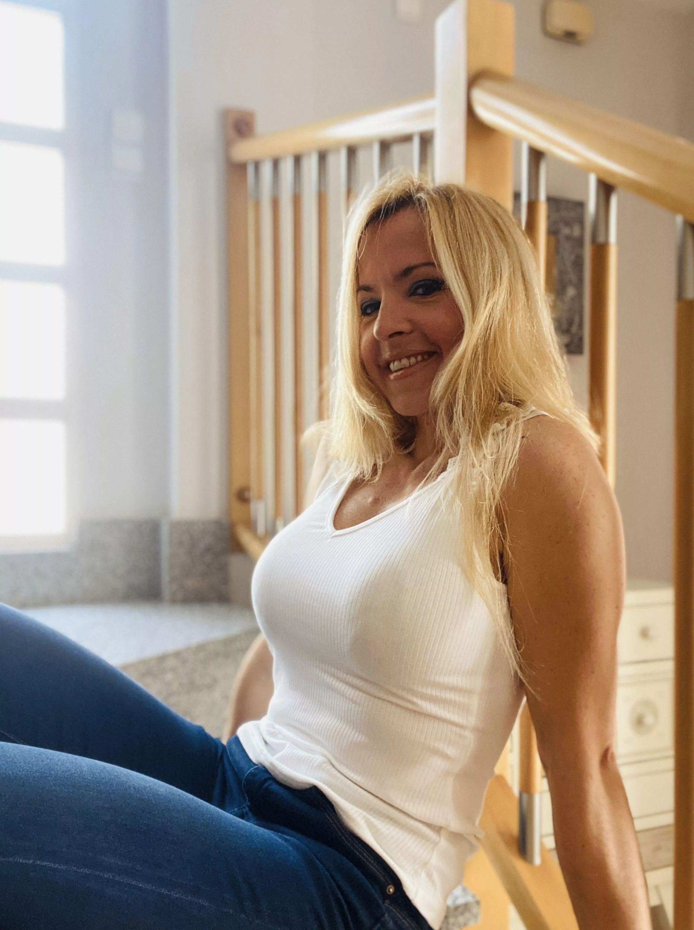 Here's my outfit for today 😊