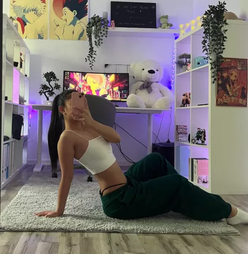 I just want to cuddle~