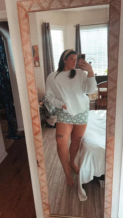 Interested in your opinion about my first date outfit hehe