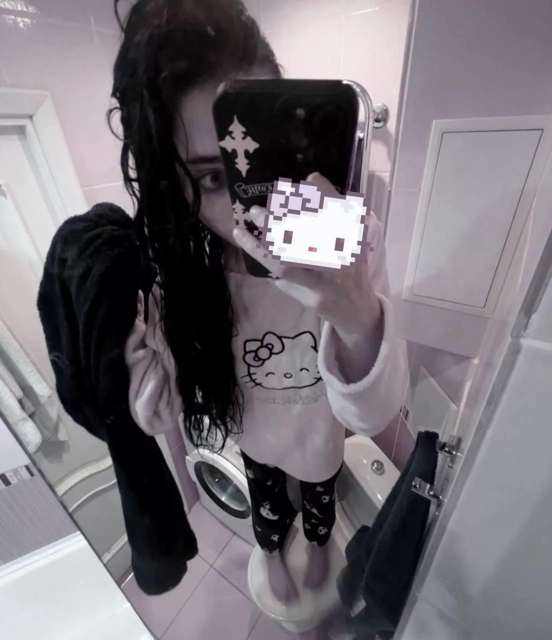 (｡>\\<) Just a cute bby !