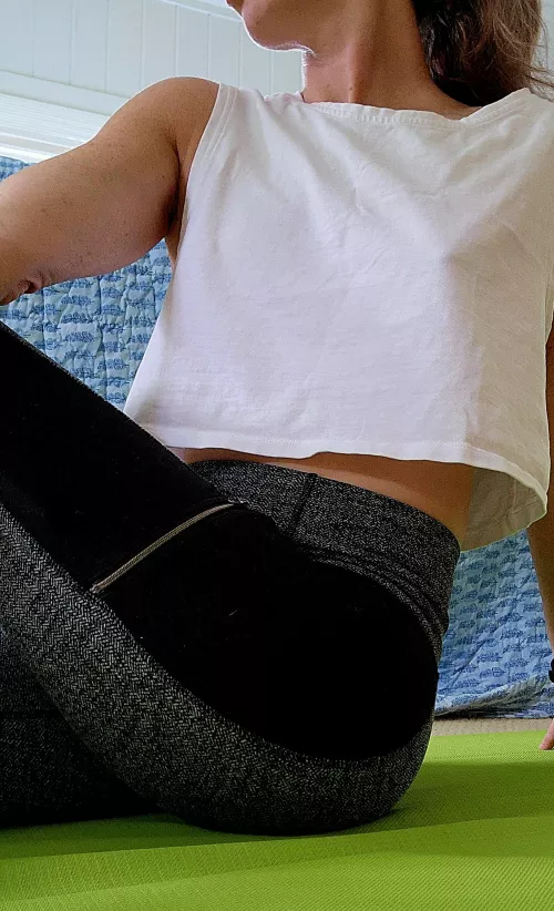 Monday Morning Yoga Twists