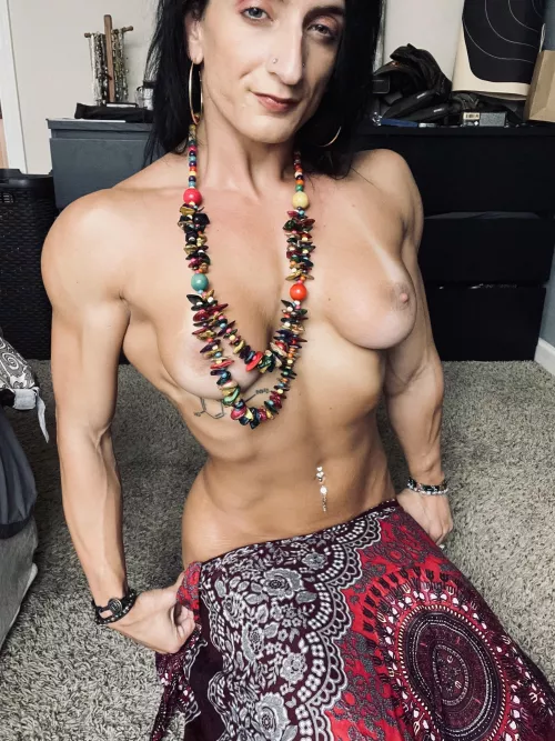 Obsessed with long skirts and no top 🥵