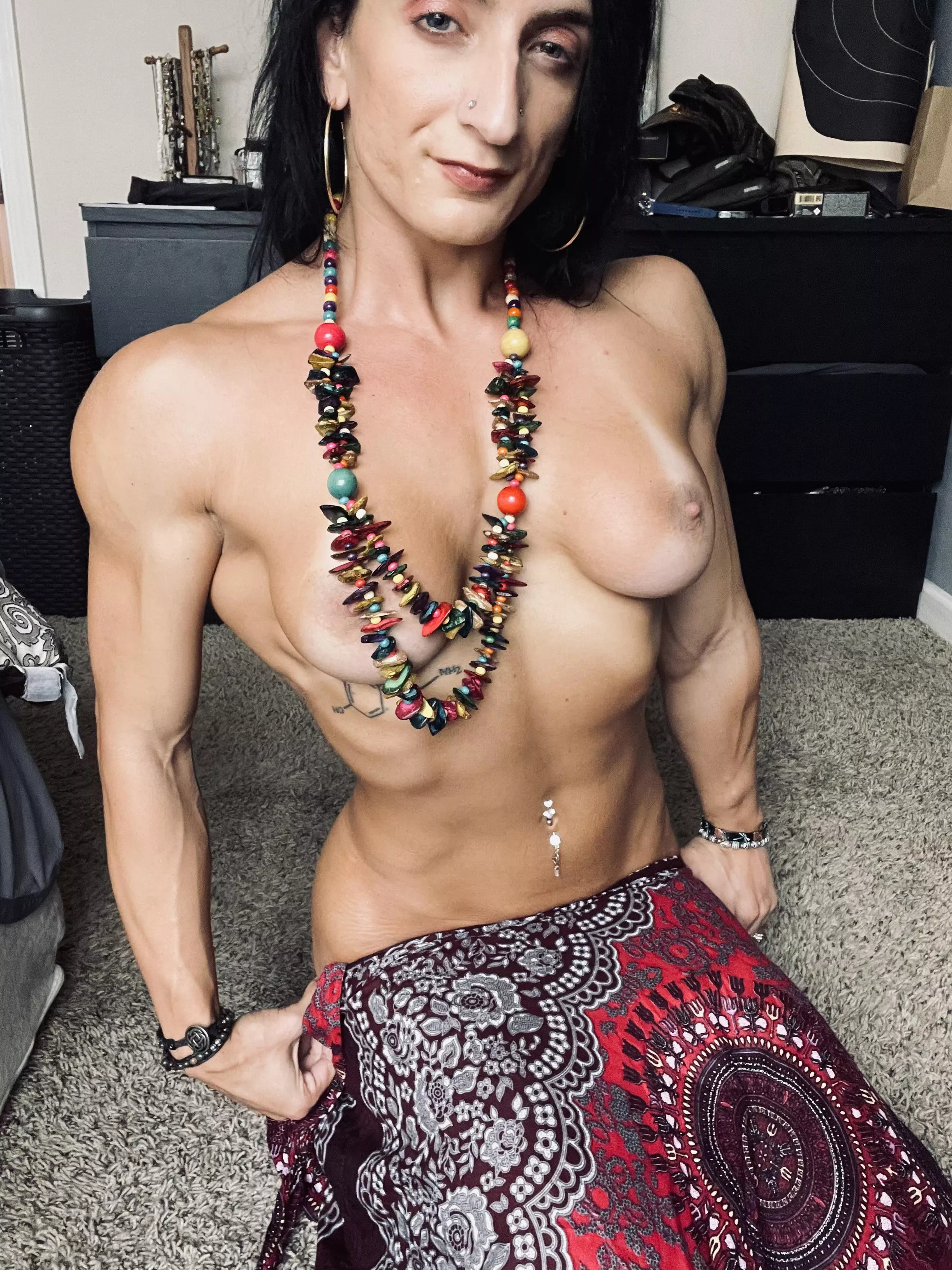 Obsessed with long skirts and no top 🥵