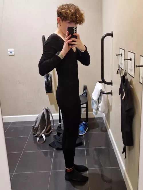 Pretty flat but cute :3