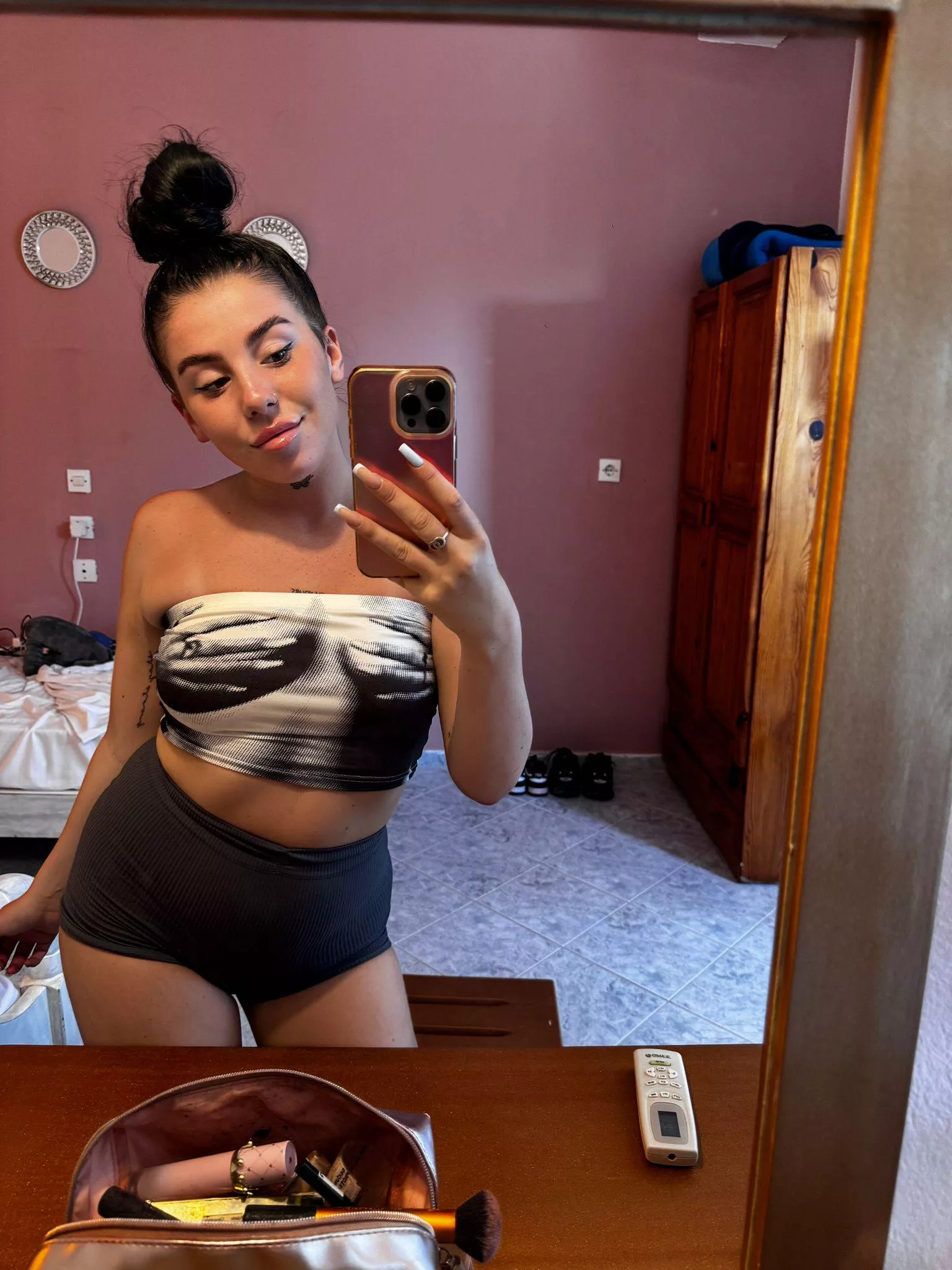 Think I'll get my neigbor to notice me?